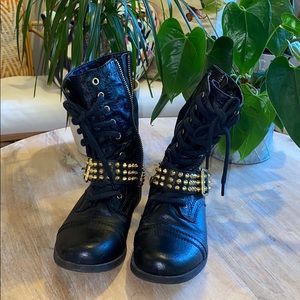 Studded Steve Madden lace up boots